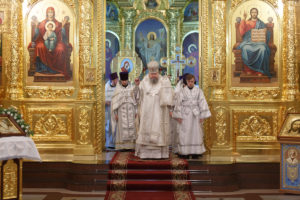 6.01.2019 г. епископ Корнилий совершил Божественную литургию и великую вечерню.