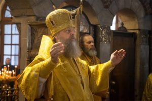 Митрополит Меркурий совершил Божественную литургию в день памяти святителя Николая чудотворца